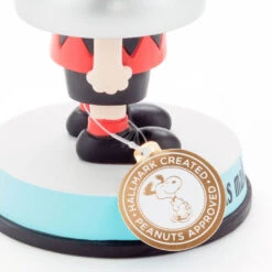 Hallmark Peanuts® Charlie Brown Big Dreams Snow Globe 9 Hallmark Peanuts® Charlie Brown Big Dreams Snow Globe -Hallmark Peanuts Charlie Brown Figurine Big Dreams Snow Globe 1PAJ3548 04