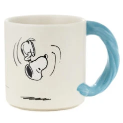 New Release -Hallmark Peanuts Linus and Snoopy Dimensional Blanket Mug 1PAJ2159 02