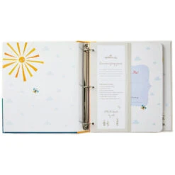 Hallmark -Hallmark The Journey Begins Noahs Ark Baby Book 1BBA4132 02